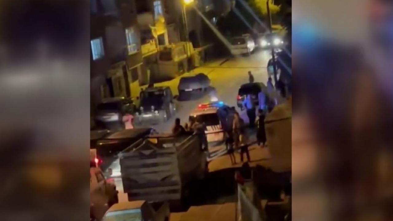 Gece yarısı Ankara’da hareketli saatler: Özel Harekat polisleri kurtardı!